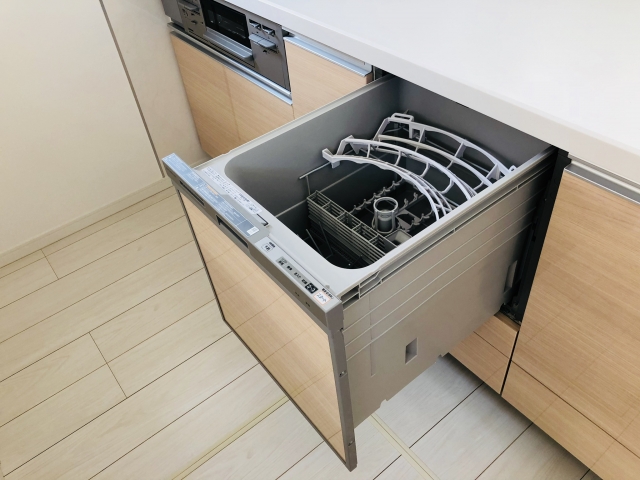 最大79%OFFクーポン リフォームの生活堂工事費込みセット 食器洗い乾燥機 約5人分 37点 リンナイ RSW-404A-B スライドオープンタイプ  ビルトイン 工事費込 リフォーム